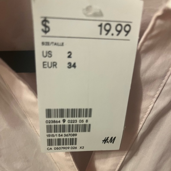 🆕 H&M Light Pink Button-Up Blouse Brand new tag attached Size 2 Barbiecore - Picture 4 of 9